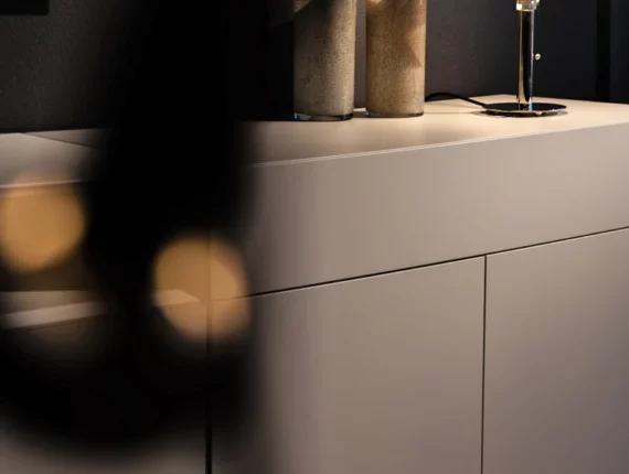 pure Sideboard von fivian Detailaufnahme Front Weiss